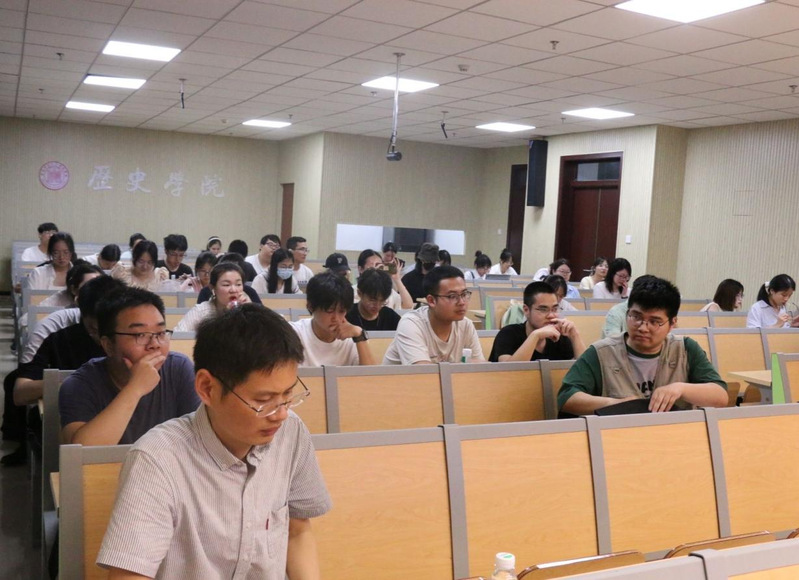 我院盛险峰教授在安徽师范大学"知远论坛"作学术报告